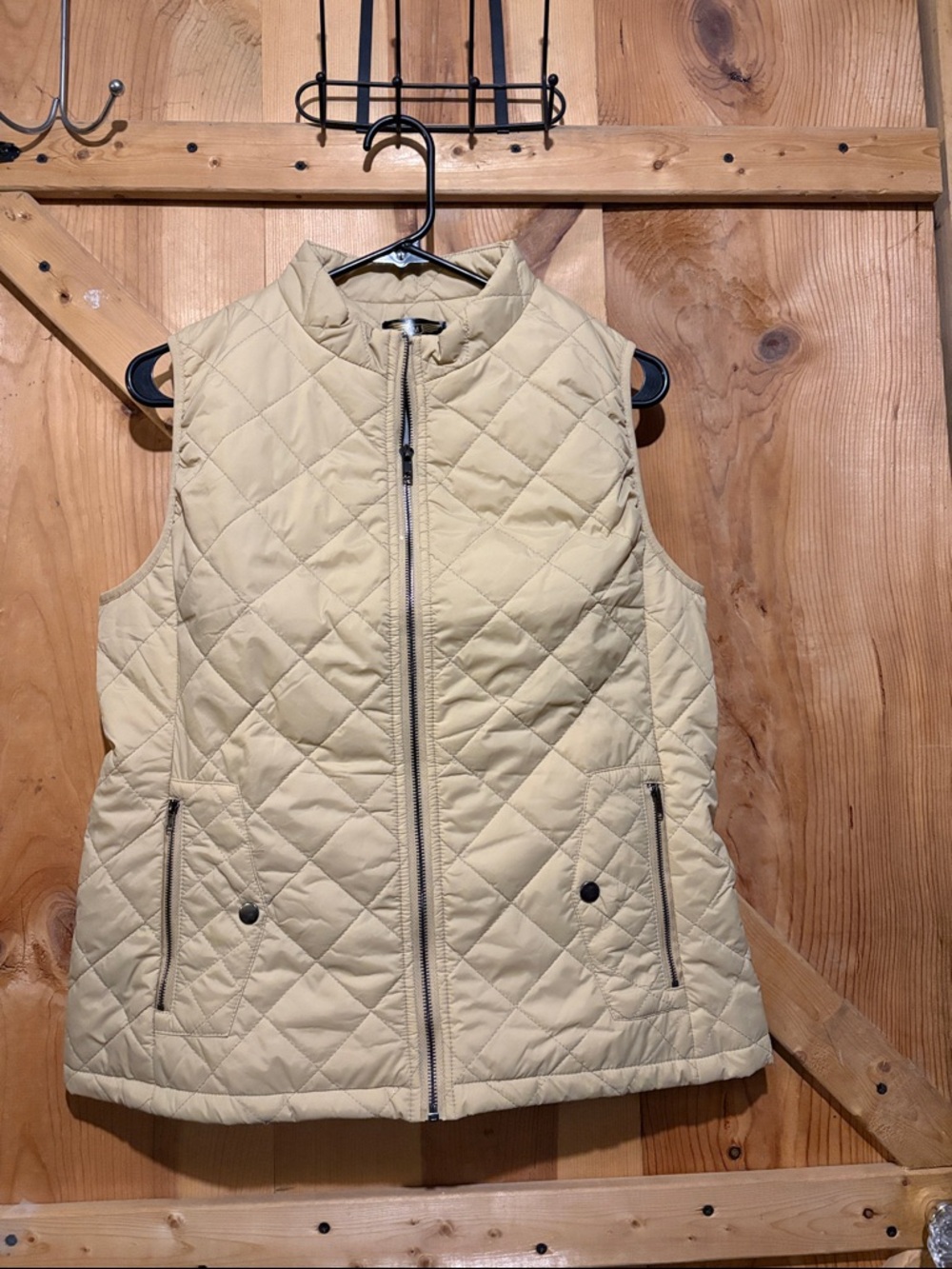 New Quilted Sleeveless Vest in Cream with Stand Collar
